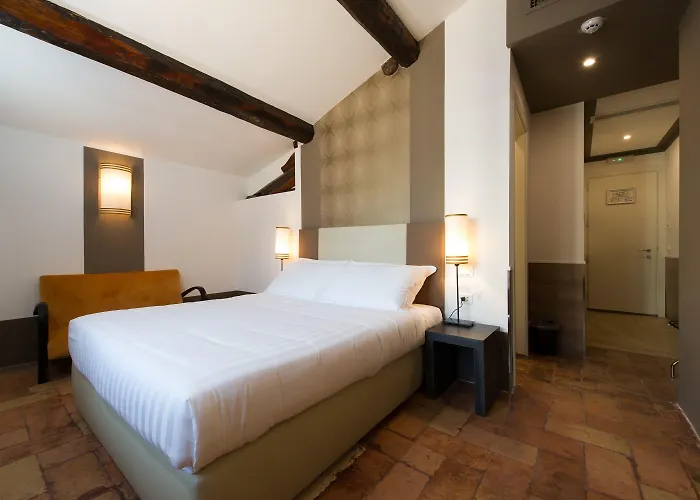 Relais Santa Maria Maggiore Acomodação com café da manhã  3*