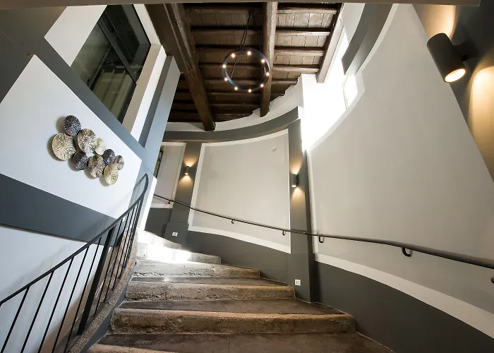 Acomodação com café da manhã  Relais Santa Maria Maggiore 3*